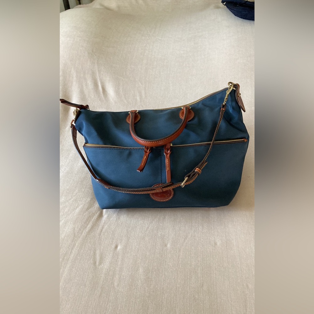 Dooney&Bourke large crossbody